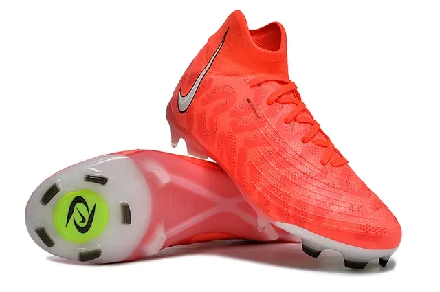 Nike Phantom GT حذاء كرة القدم برتقالي شفاف مع أعلى جزء يناسب الجوارب مخطط شيفرون من المواد الاصطناعية Firm-Ground 4