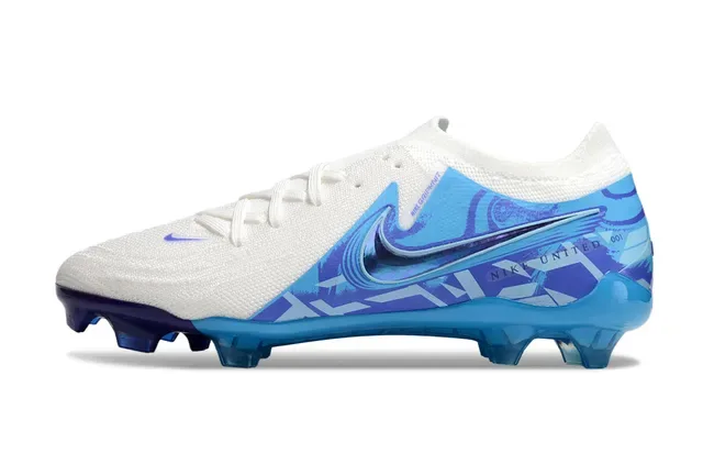 Nike Phantom GT Zapatillas de fútbol Firm-Ground Blanco y Azul Knit Upper Overlay Gráfico Iridiscente 7