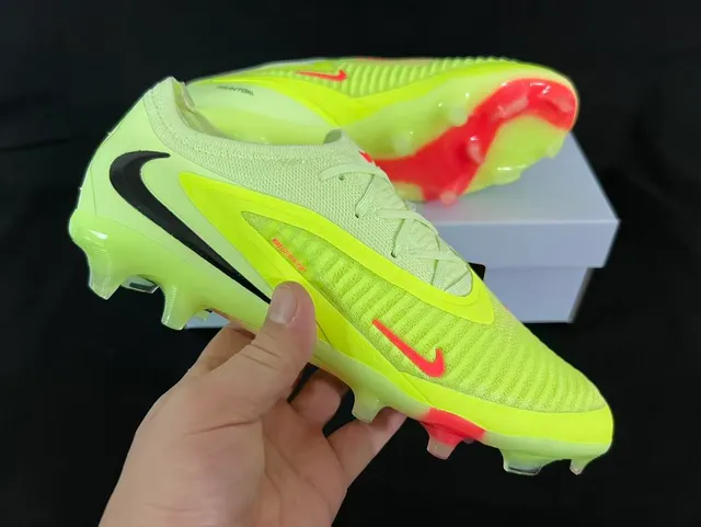Nike Phantom GT Parte superior de malha amarelo vermelho cadarços assimétricos terreno firme sapatos de futebol 13