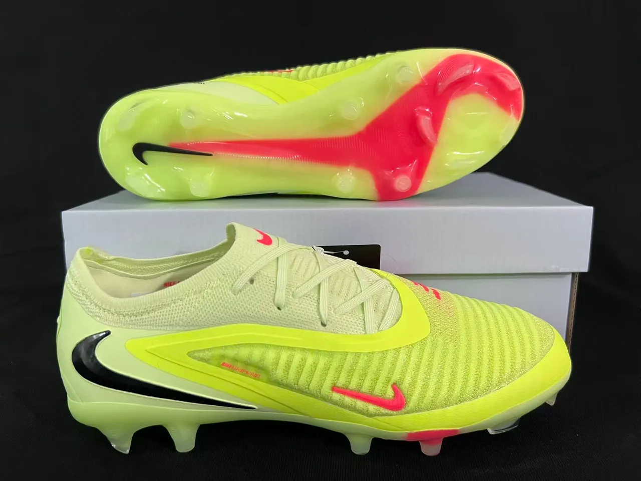 Nike Phantom GT Parte superior de malha amarelo vermelho cadarços assimétricos terreno firme sapatos de futebol 14
