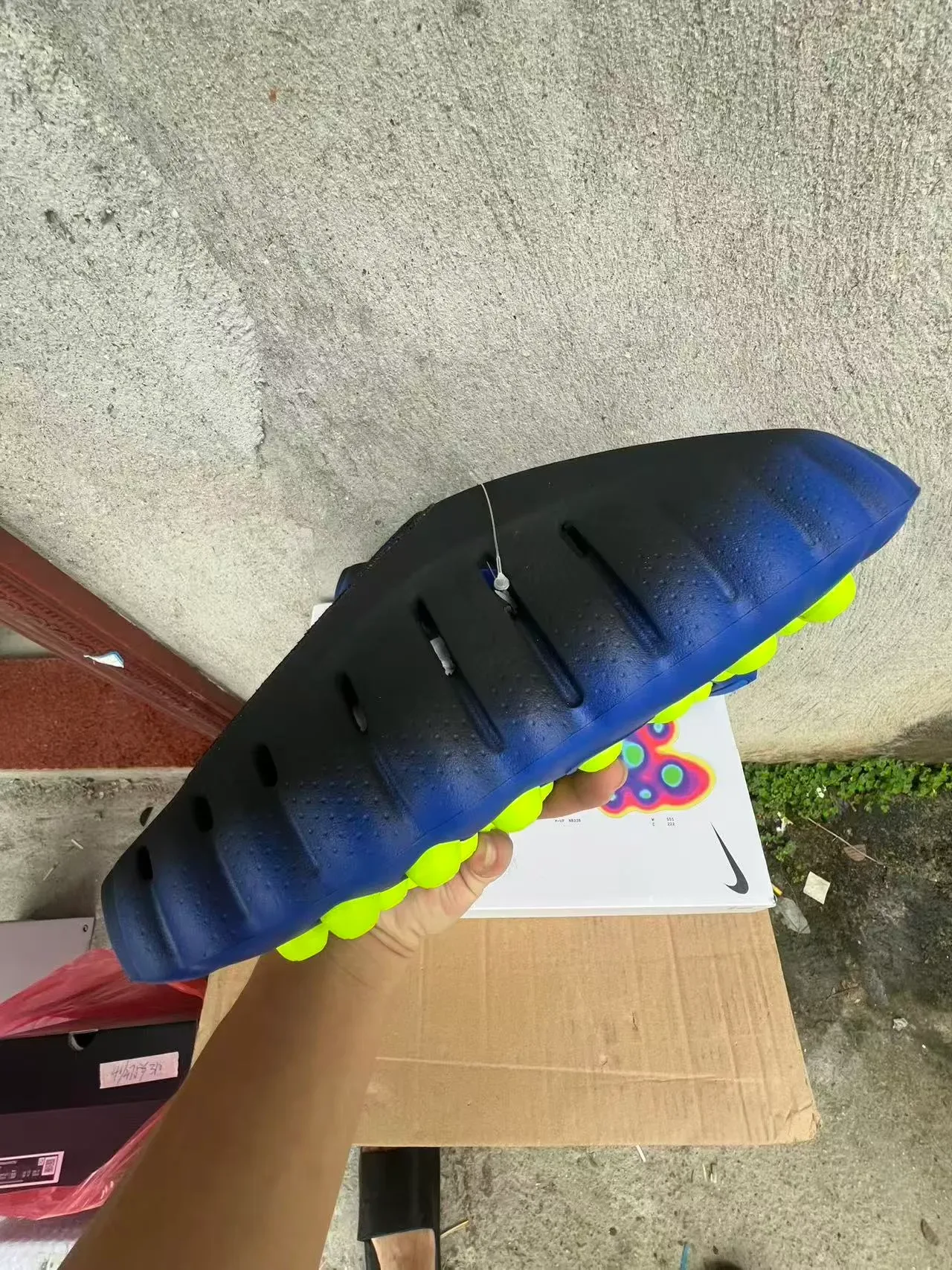 Nike Slide Black to Blue Gradient Lifestyle Sneakers 4
