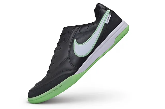 Nike Tiempo Negro Verde Cuero Superior Silueta Baja Zapatos de Fútbol Sala 5