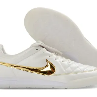 Nike Tiempo Legend Zapatos de fútbol indoor cuero blanco dorado superior acolchado Swoosh metálico
