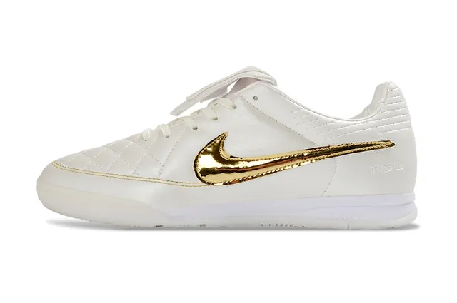 Nike Tiempo Legend White Gold Quilted Leather Upper Metallic Swoosh Indoor Soccer Shoes 6