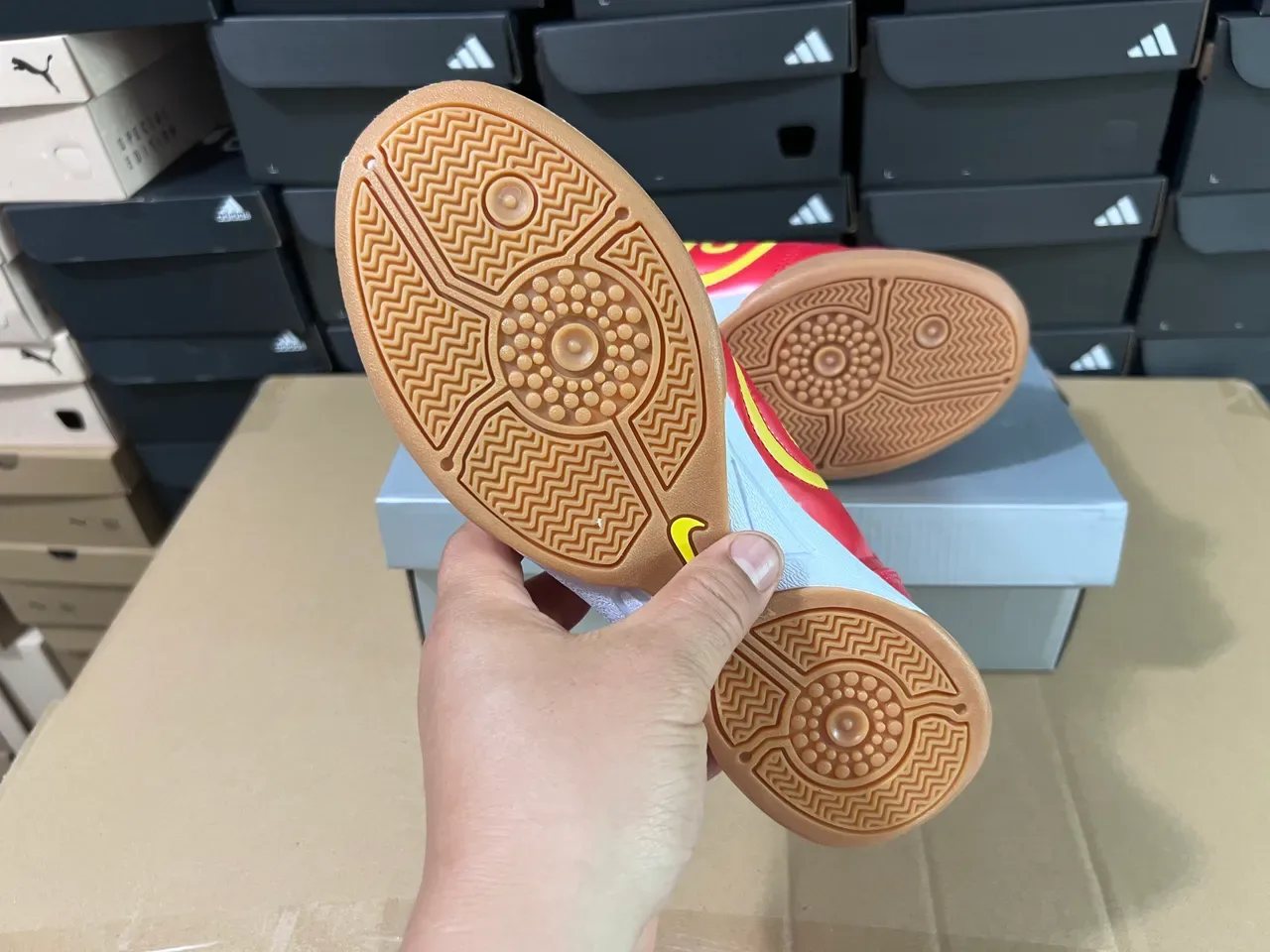 Nike Total 90 III লাল হলুদ ইন্ডোর সকার জুতো 6