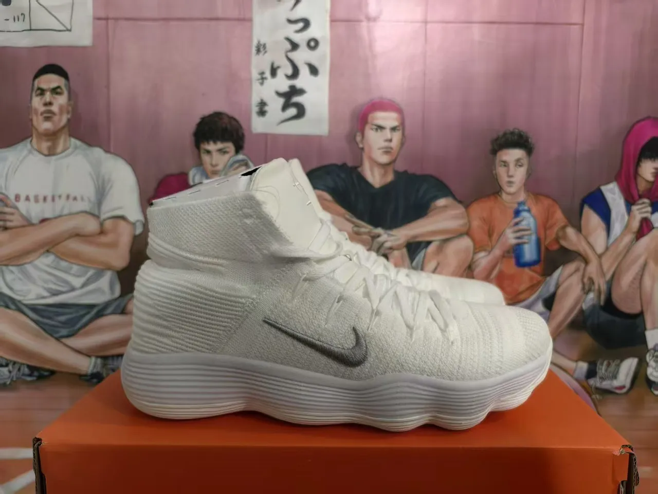 Nike Tênis de Basquete Alto de Malha Branco e Prateado 3