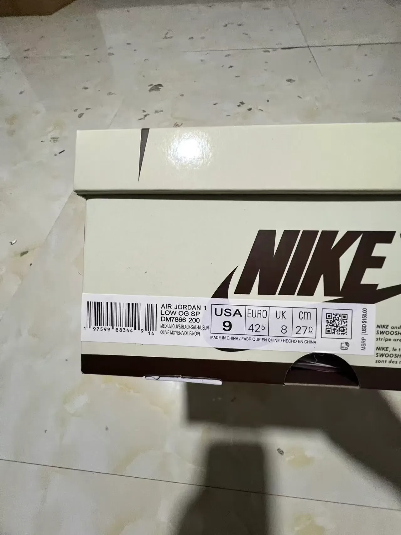 Nike White Army Green Low-Top Layered Leather Lifestyle Sneakers 11