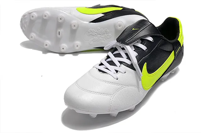 Nike Branco Preto Baixo-Corte Couro-Sintético Híbrido Superior Terreno Firme Sapatos de Futebol 16