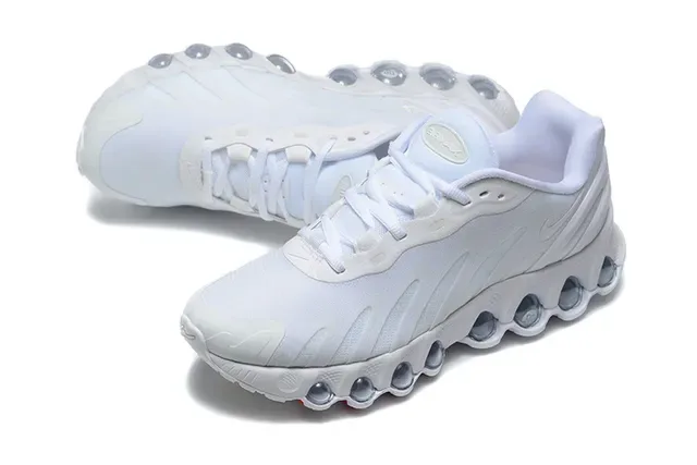 Nike Zapatillas Lifestyle Blancas y Negras de Bajo con Upper Híbrido Mesh-Synthetic 6