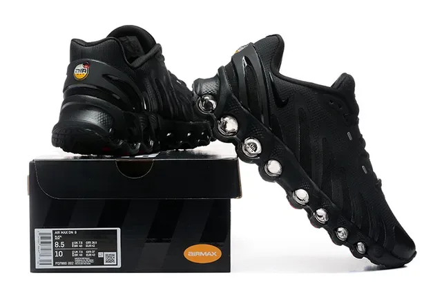 Nike Zapatillas Lifestyle Blancas y Negras de Bajo con Upper Híbrido Mesh-Synthetic 8