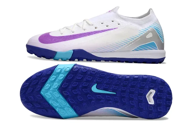 Nike Sapatos de futebol turf branco e roxo com upper knit e Swoosh iridescente 6