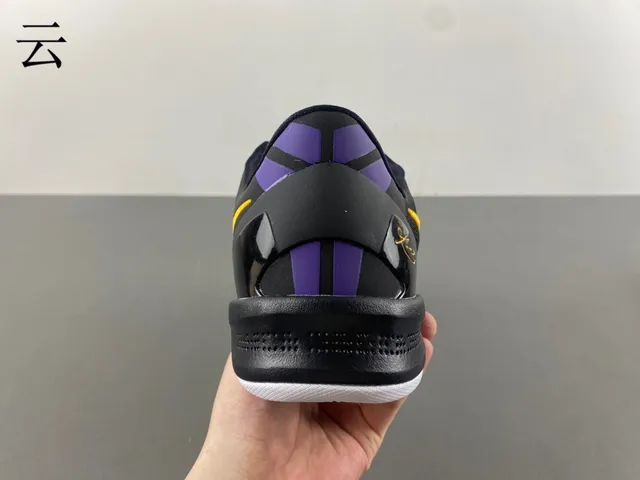 Nike Zoom Kobe VIII 黑色 橙色 紫色 篮球鞋 4