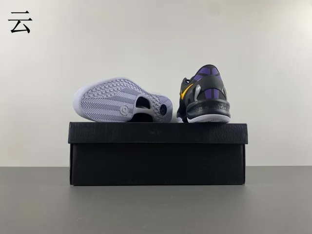 Nike Zoom Kobe VIII 黑色 橙色 紫色 篮球鞋 16