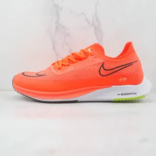Nike ZoomX Streakfly Orange दौड़ने के जूते