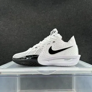 Nike ZoomX সাদা ও কালো ছিদ্রযুক্ত দৌড়ের জুতো