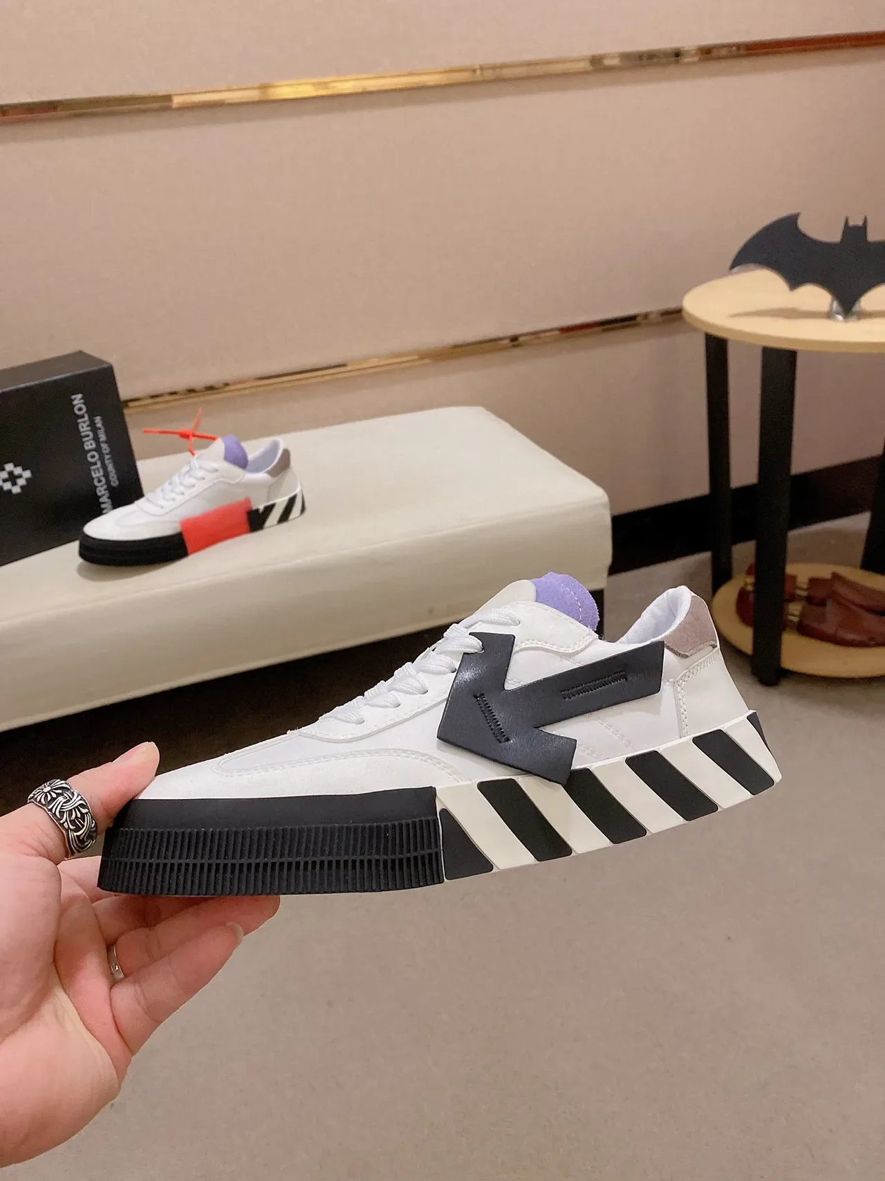 Off-White Black Low-Top Platform Sole Lifestyle Sneakers 7