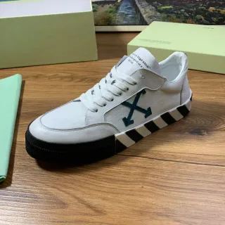 Off-White Diagonal Arrow Sneaker White Black Striped Platform Lifestyle Sneakers