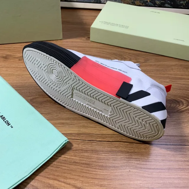 Off-White Diagonal Arrow Sneaker White Black Striped Platform Lifestyle Sneakers 2