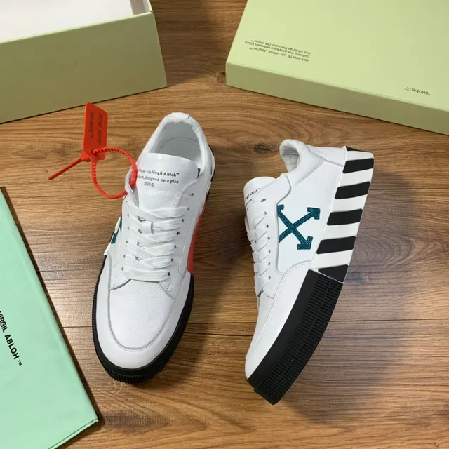 Off-White Diagonal Arrow Sneaker White Black Striped Platform Lifestyle Sneakers 5