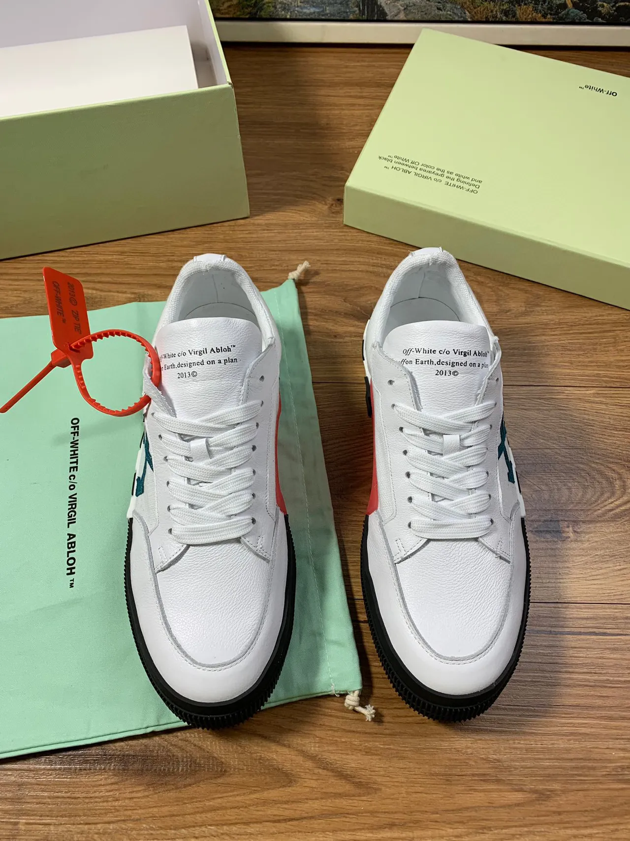 Off-White Diagonal Arrow Sneaker White Black Striped Platform Lifestyle Sneakers 9