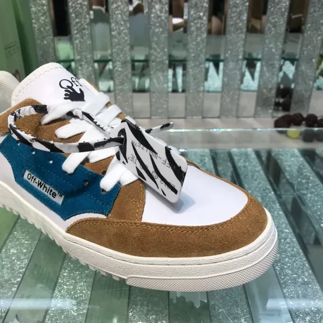 Off-White 生活方式运动鞋 棕色 镶板鞋面 Zip-Tie 细节 生活方式运动鞋 6