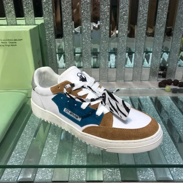 Off-White 生活方式运动鞋 棕色 镶板鞋面 Zip-Tie 细节 生活方式运动鞋 8