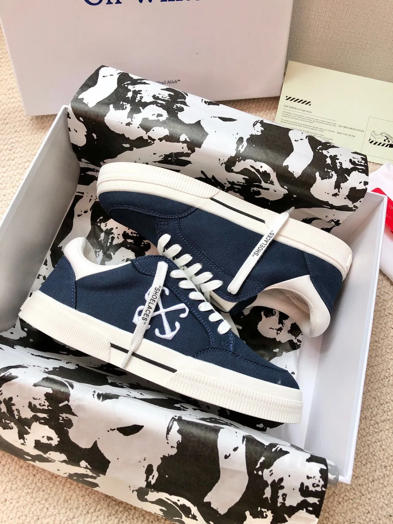 Off-White Navy Canvas Upper Cupsole Lifestyle Tênis 2