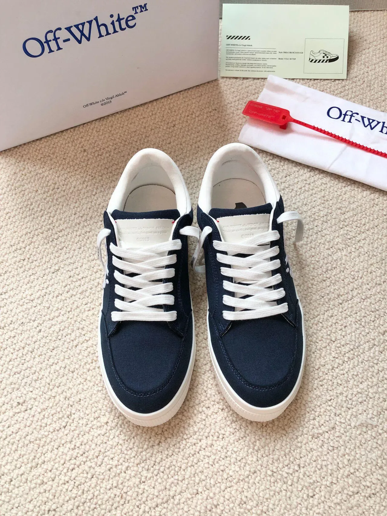 Off-White Navy Canvas Upper Cupsole Lifestyle Tênis 3