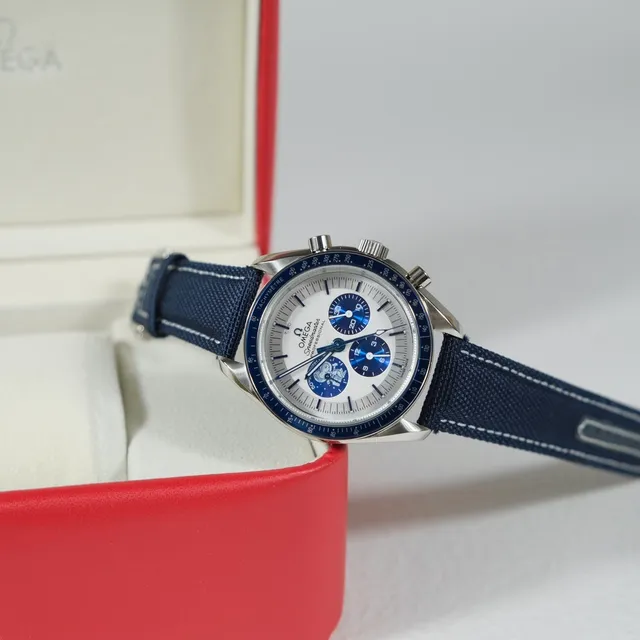 Omega Speedmaster Professional Blue and White Chronograph Mechanical Watch 3