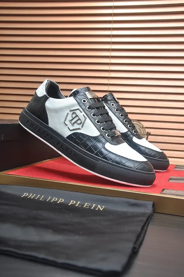 Philipp Plein sneakers lifestyle avec accent patenté noir et blanc 2