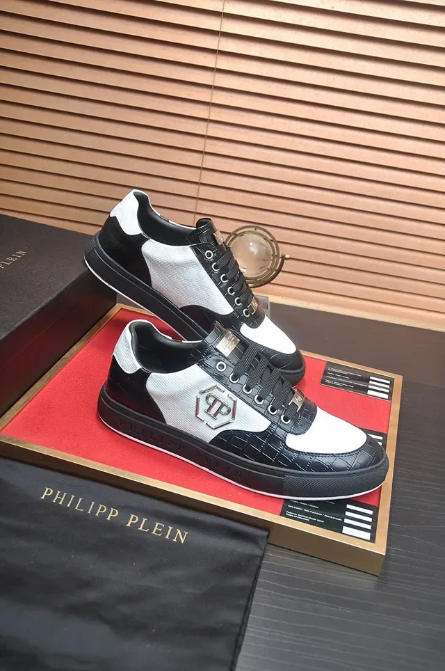 Philipp Plein sneakers lifestyle avec accent patenté noir et blanc 6