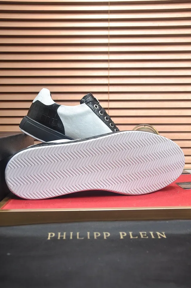 Philipp Plein sneakers lifestyle avec accent patenté noir et blanc 7