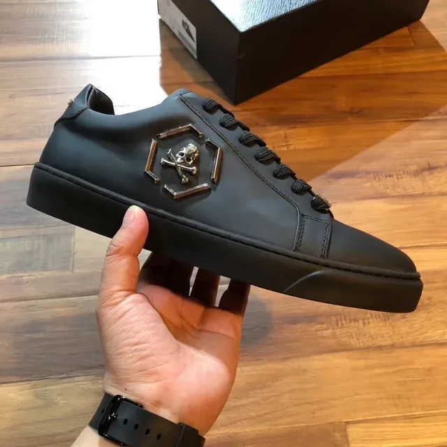Philipp Plein Black Gold Parte superior de couro sintético Acentos de hardware Tênis lifestyle 2