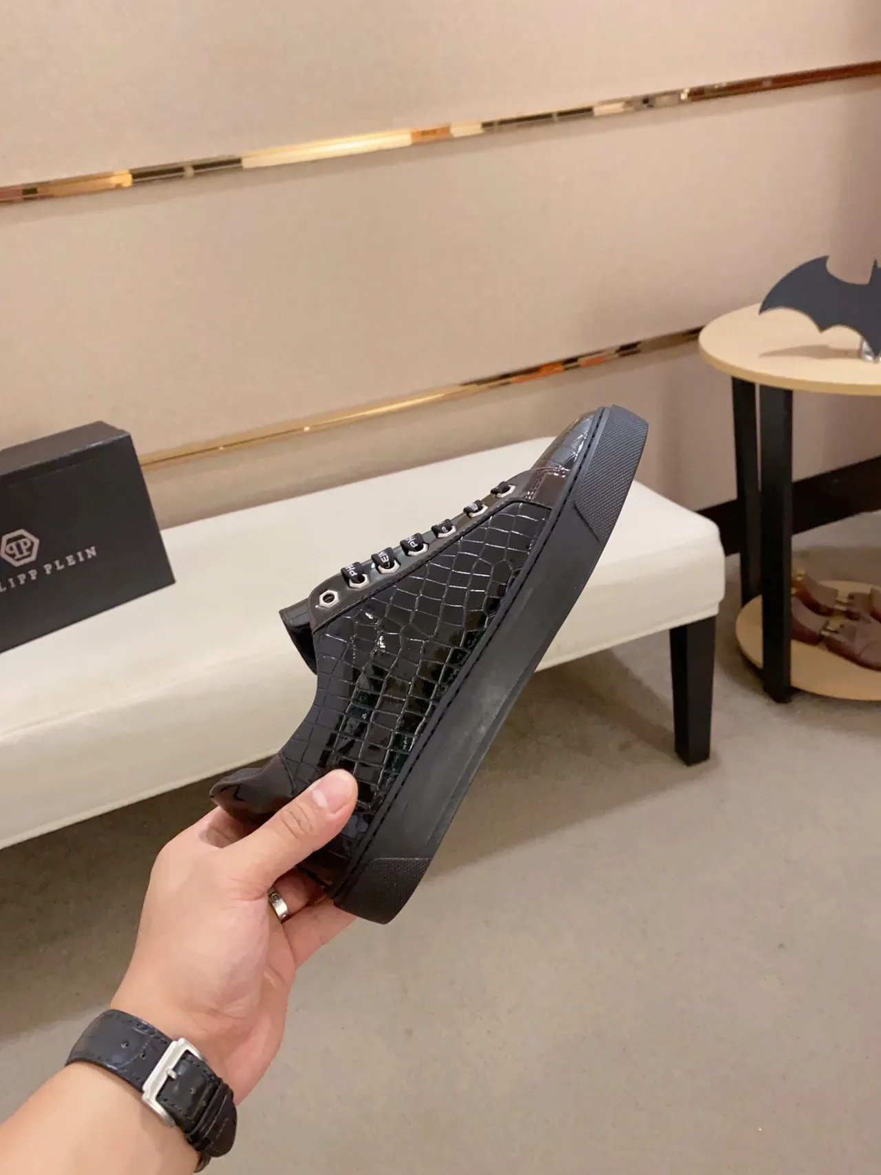 Philipp Plein काला क्रॉक एम्बॉस्ड पेंटेंट लेदर लाइफस्टाइल स्नीकर 5