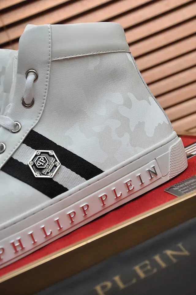Philipp Plein High-Top Camouflage-Print Lifestyle Sneaker 2
