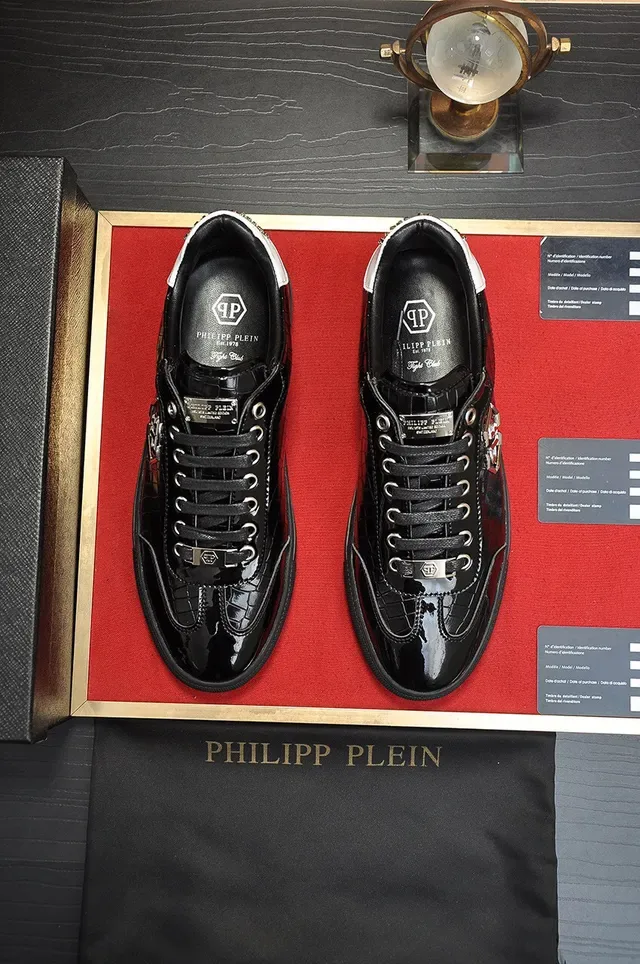 Philipp Plein लाइफस्टाइल स्नीकर काला सिल्वर क्रोकोडाइल एम्बॉस्ड पेटेंट लेदर हैक्सागोनल पीपी लोगो लाइफस्टाइल स्नीकर 9