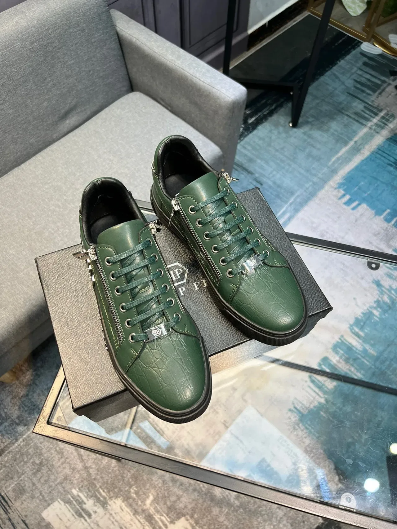 Philipp Plein Sport Vert Noir Cuir Embossé Crocodile Détail Fermeture Éclair Côté Sneakers Lifestyle 4