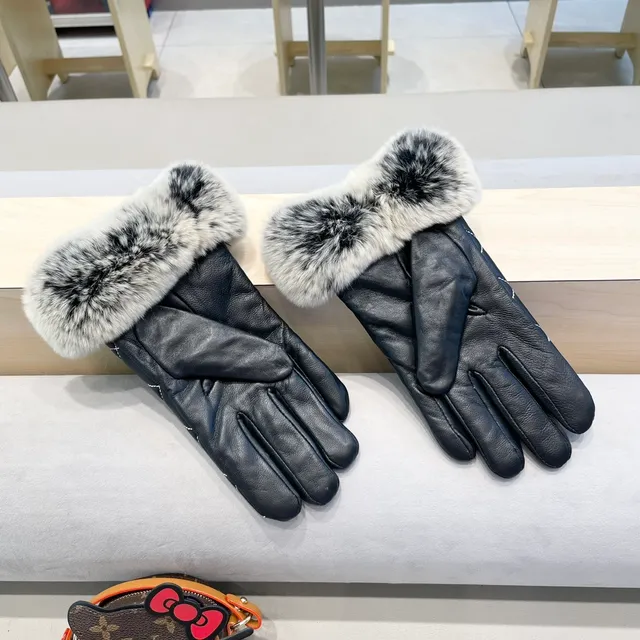برادا قفازات جلد أسود رمادي مبطن مع تطريز أبيض للتباين 6