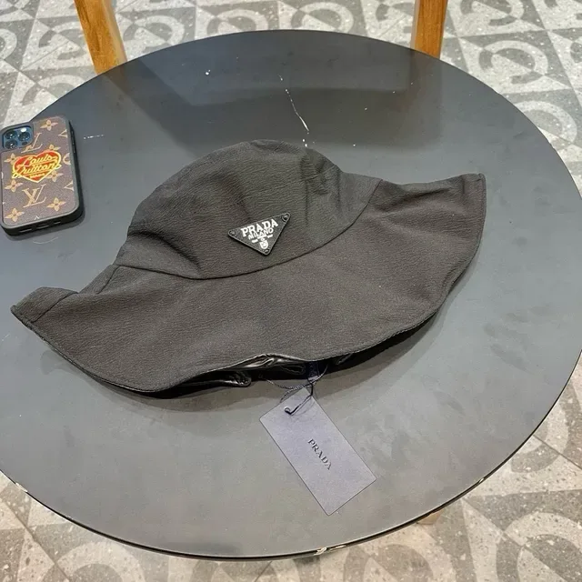 Prada Chapéu Bucket Preto Tecido Texturizado Amassado Coroa Estruturada 2