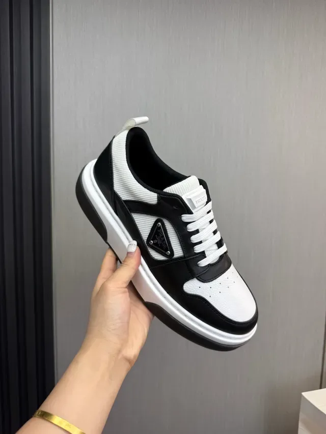 Prada Cloudbust preto e branco tênis lifestyle 8