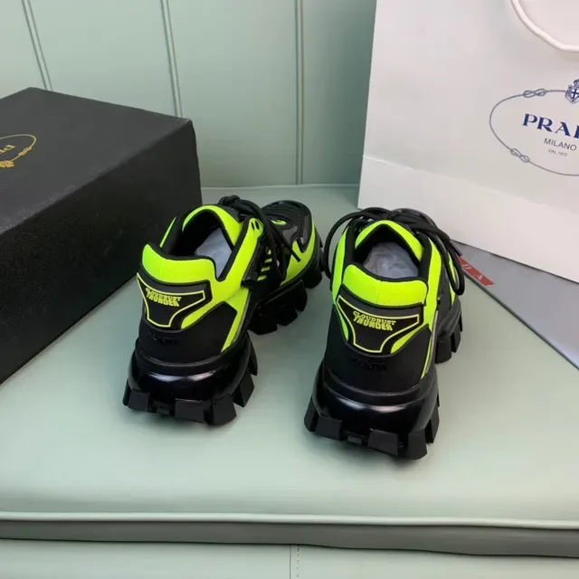 Prada Cloudbust Sneakers Chunky Vert Néon et Noir 4
