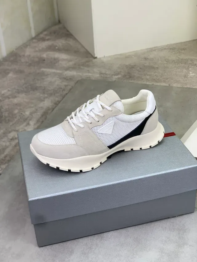 Prada Sneakers Lifestyle en Maille et Daim Low-Top 4