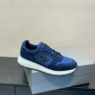 Prada Navy White সুয়েড এবং নাইলন আপার চাঙ্কি মিডসোল লাইফস্টাইল স্নিকার