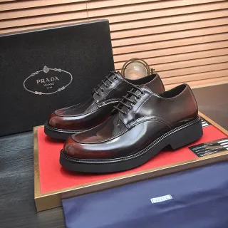 Prada চকচকে বাদামি ক্যাপ-টো অক্সফোর্ড জুতা