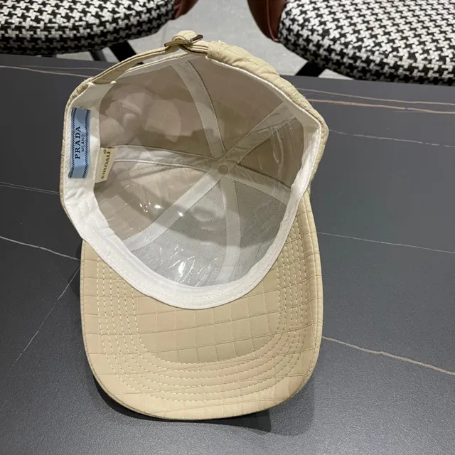 Prada Casquette Matelassée Grille 2