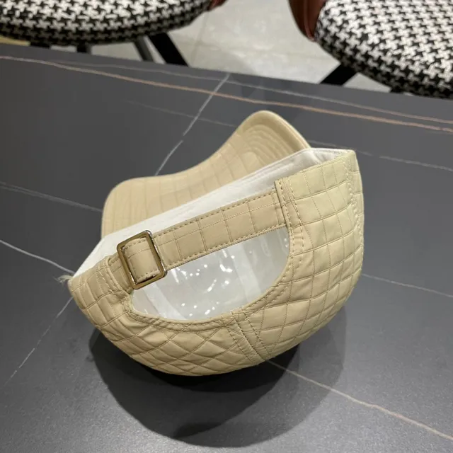 Prada Casquette Matelassée Grille 11