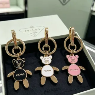 Prada Teddy Bear काली सोने की एनामेल सिल्हूट मेटल ब्रेसलेट