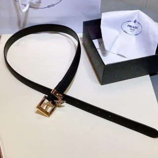 Prada त्रिकोणीय लोगो बकल बेल्ट काला सोना सैफियानो-टेक्स्चर्ड आयताकार चमड़े की बेल्ट