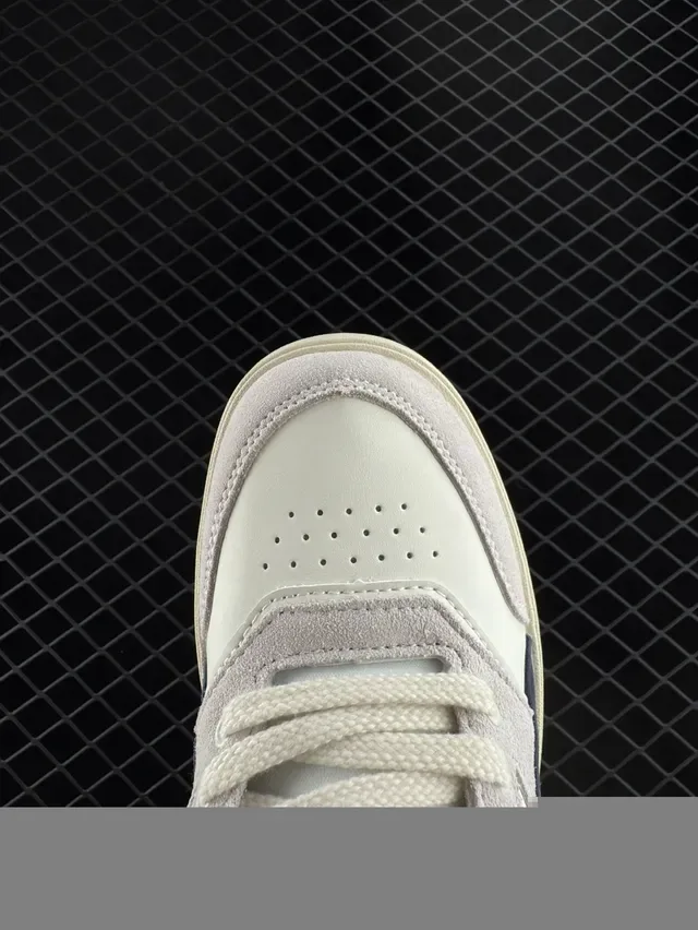 Puma Doublecourt Beige and Navy zapatillas lifestyle 3