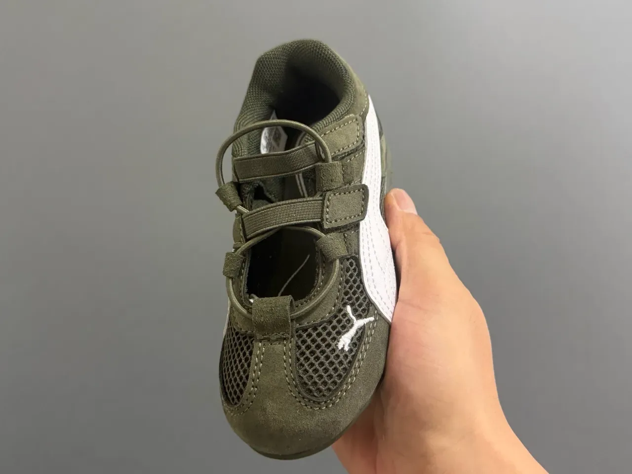 Puma Speedcat Silver Kids Lifestyle Sneakers 24